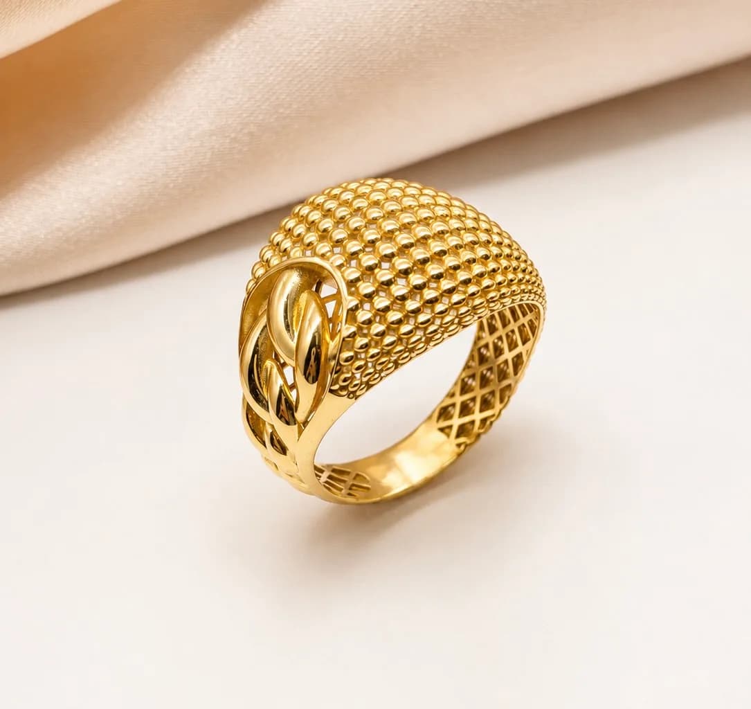 Bague Dôme Perlé en or