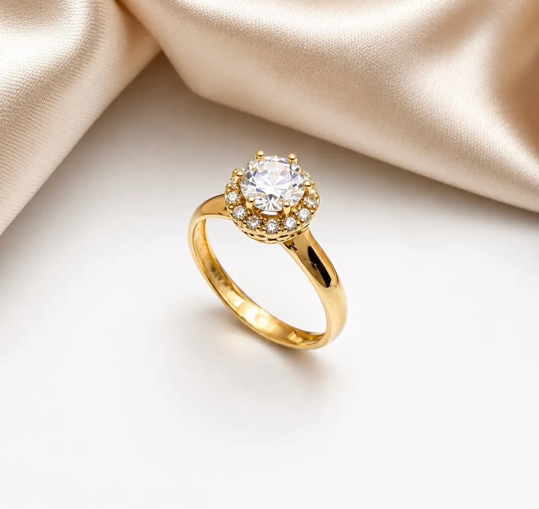 Solitaire Auréole en or